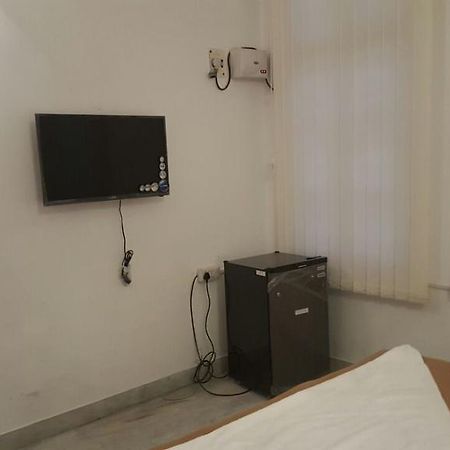 Park Banjara Guest House Hyderabad Ngoại thất bức ảnh